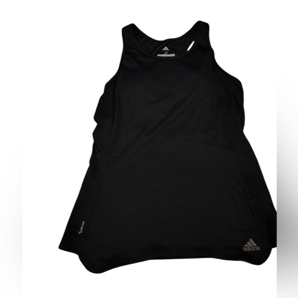Adidas Designed for training Tank top with built in bra, Size M - Picture 1 of 6